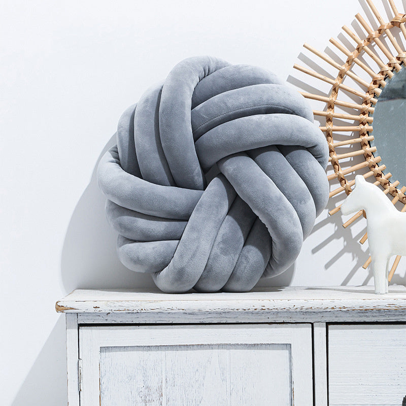 Knotted Cushion